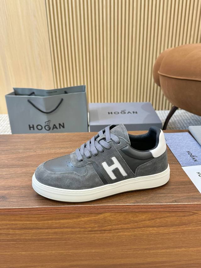 工厂P价 DDD 霍根新爆款新鲜出炉，Hogan H-Tv系列运动休闲鞋，线条简约利落，糅合80年代元素，尽显复古风格，舒适起步，同频携行，延展街头时尚新意，表