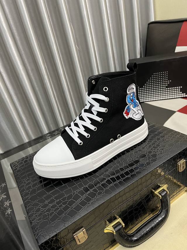 出厂价Pp： D2～ 男士休闲鞋 2025Z柜同步发售 码数:38-44 # 1个颜色鞋面选用多材质拼接真皮内里，舒适透气，鞋底：原版舒适耐磨大底，实物拍摄实物