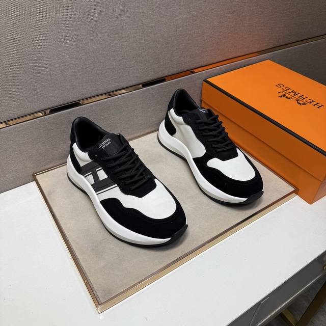 出厂价Pp 爱马仕～ 男士休闲鞋 2025Z柜同步发售 码数:38-44 # 3个颜色鞋面选用多材质拼接真皮内里，舒适透气，鞋底：原版舒适耐磨大底，实物拍摄实物