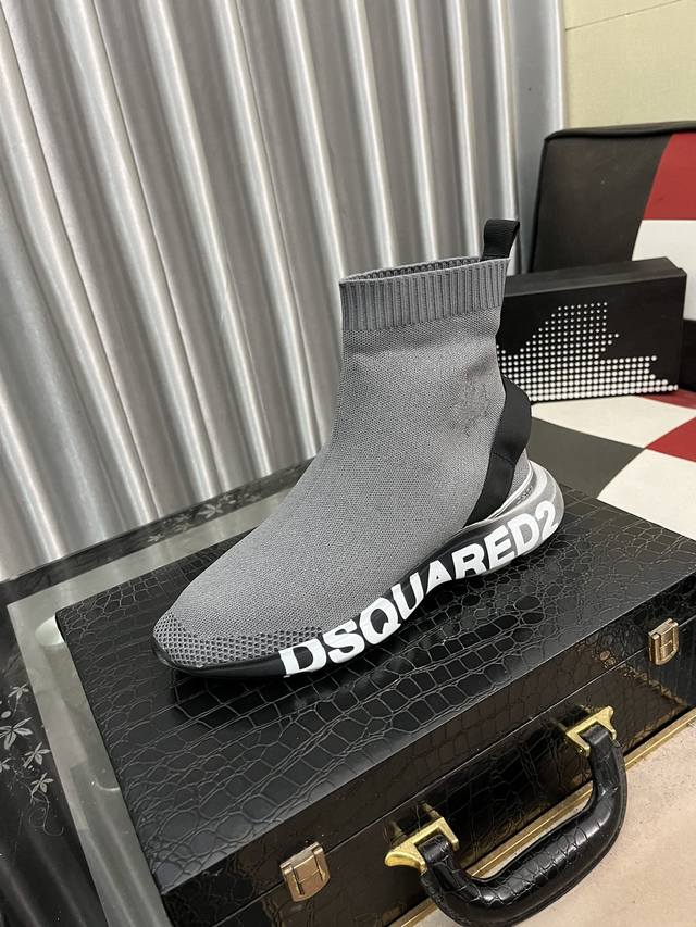 出厂价Pp： D2男士 运动鞋D 官网最新版， 大气十分亮眼 男士休闲鞋。原版舒适内里。原版1:1大底 独具时尚前卫气息 ，更显尊贵！是潮男的首选。码数：38-