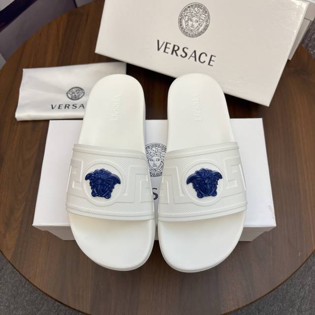工厂P价 DDD Versace DDD 高端精品拖鞋 DDD 原版材质，精细做工，舒适型； DDD 原单大底Tpu鞋面；正品1:1复刻 DDD Size: 3