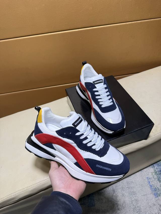 D2 顶级代购男士2026Hk专柜同步发售。鞋底：原厂特供原版底，独家活动底超级舒适，原厂跟单货，高品质多色拼接设计做工精致细腻，独一无二， 丝绸面料，牛皮里细