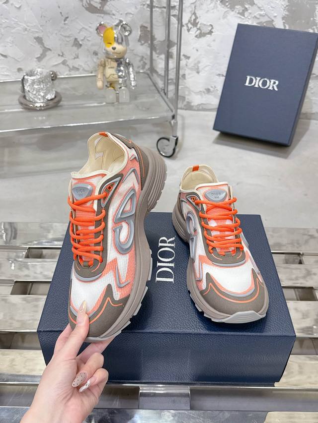 顶级版本 ！！！ DDD Dior迪奥 B30系列 Countdown 科技 运动鞋 休闲 老爹鞋 DDD 这款 B30 Countdown 科技运动鞋是二零二