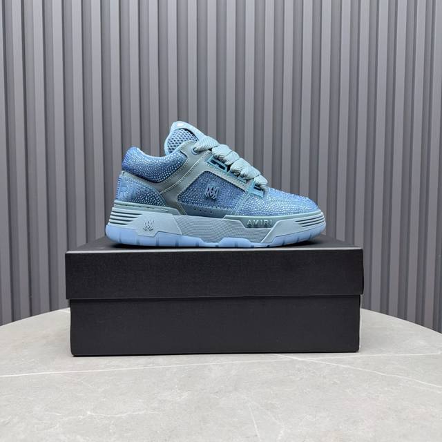 实价： 高端版本全套包装 DDD Amiri 埃米尔潮牌爆款热卖 DDD 常年有货，情侣 DDD 官网同步 进口面料 1比1复刻 ，原厂特供原版底，35-45