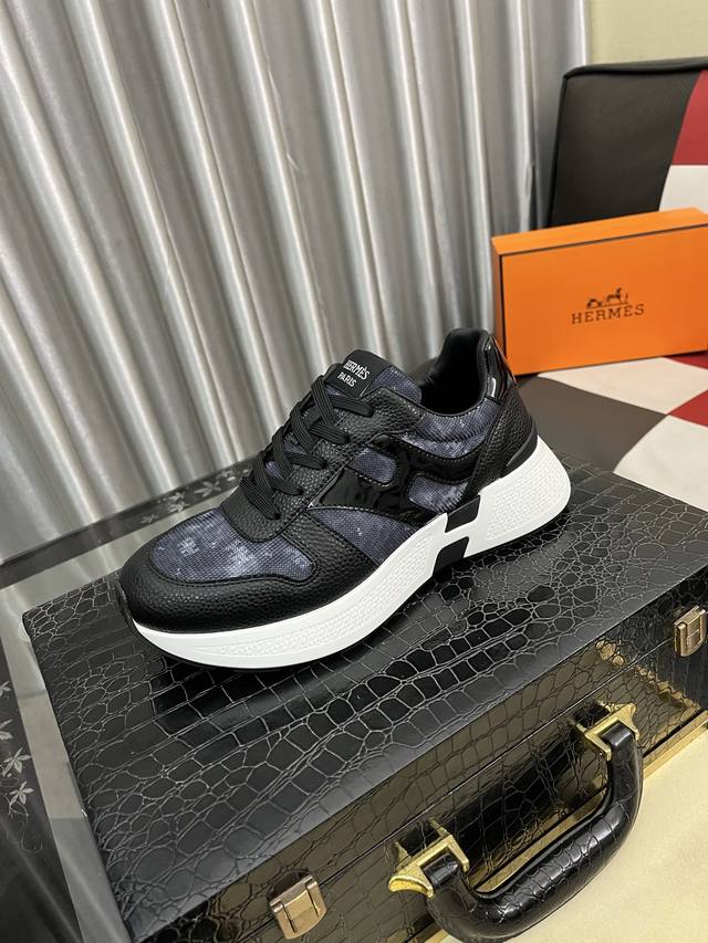 出厂价Pp： Hermes Fe New Arrival~新款 Bouncing 运动鞋爱马仕最舒服的鞋，没有之1，上脚特轻又巨好看，逛街暴走都不会累很轻便舒适