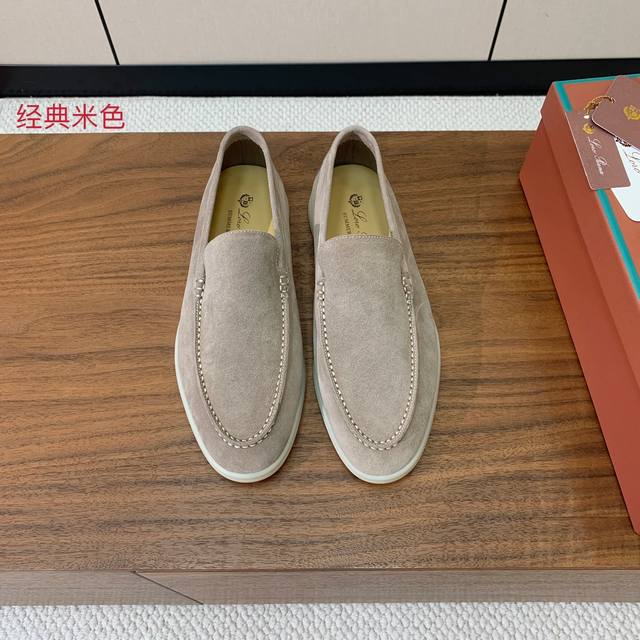 工厂P价 DDD Loro Piana 男款光面乐福鞋。复古优雅低调奢华。时尚性与皮料实用性同样兼具依然全网最高品质。鞋面小牛绒，羊皮内里，真皮中底，原版耐磨高