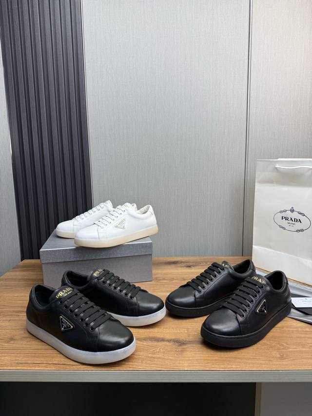 工厂P价 DDD Prada普拉达 男鞋专柜爆款，官网同步，1高品质出货原版牛皮+牛皮内里，11复刻 ，原厂原版底，38-45 45定做不退换 DDD