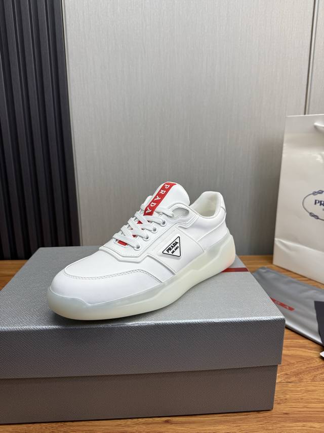 工厂P价 DDD Prada普拉达 男鞋专柜爆款，官网同步，1高品质出货原版牛皮+牛皮内里，11复刻 ，原厂原版底，38-45 45定做不退换 DDD