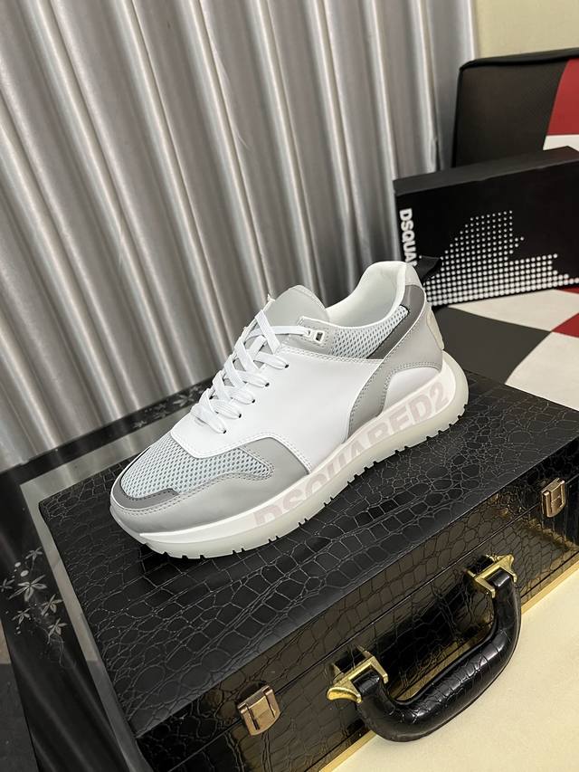 出厂价Pp： D2～ 男士休闲鞋 2025Z柜同步发售 码数:38-46# 1个颜色鞋面选用多材质拼接真皮内里，舒适透气，鞋底：原版舒适耐磨大底，实物拍摄实物更