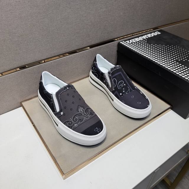 出厂价Pp D2～ 情侣装休闲鞋 2026Z柜同步发售 码数:36-44 # 4个颜色鞋面选用多材质拼接真皮内里，舒适透气，鞋底：原版舒适耐磨大底，实物拍摄实物