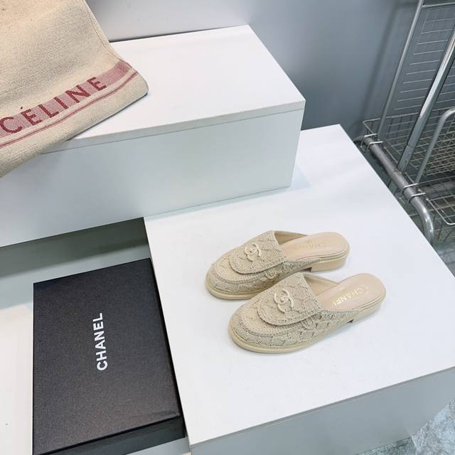 高品质出厂 ！顶级品质Chanel香奈儿26Aw春夏新款度假风小香毛线针织刺绣经典双C Logo包头乐福半拖凉拖鞋经典书包扣翻盖菱格穆勒鞋 DDD 鞋面装饰双C