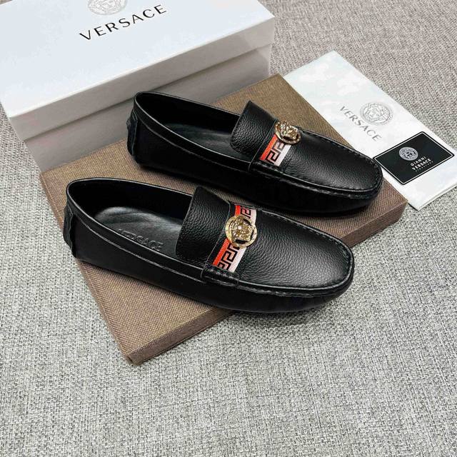 Verace范思哲官网新款,范思哲又一次惊世之作腾空出世,惊艳全场 不一样的品质,不一样的高贵。鞋面西班牙进口头层牛皮,头层牛里 真材实料 ,气宇不凡,范思哲以 Verace范思哲官网新款,范思哲又一次惊世之作腾空出世,惊艳全场 不一样的品质,不一样的高贵。鞋面西班牙进口头层牛皮,头层牛里 真材实料 ,气宇不凡,范思哲以