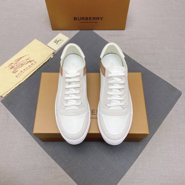 Burberry 巴宝莉新款男士休闲鞋!经典条纹布搭配进口头层丝绸小牛皮配高丝光磨砂皮 全真绵羊皮内里非常舒适,原版大底,两色选、细节决定品质,欢迎对比,码数: Burberry 巴宝莉新款男士休闲鞋!经典条纹布搭配进口头层丝绸小牛皮配高丝光磨砂皮 全真绵羊皮内里非常舒适,原版大底,两色选、细节决定品质,欢迎对比,码数: