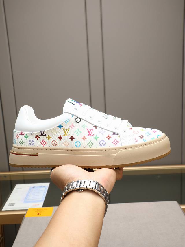 主推款 Louis Vuitton 路登易威 Lv鞋面进口头层牛皮拼Lv经典材料内里进口皮里 防滑耐磨大底。每一位男士的身份衬托，上脚大气稳重不管风吹雨打鞋楦不