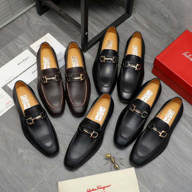 商品商标：Ferragamo 菲拉格慕 ] 商务套脚皮鞋 DDD 正码码数: 38-46 45.46定做不退换 DDD 商品材料：精选优质颗粒纹牛皮鞋面 牛皮内
