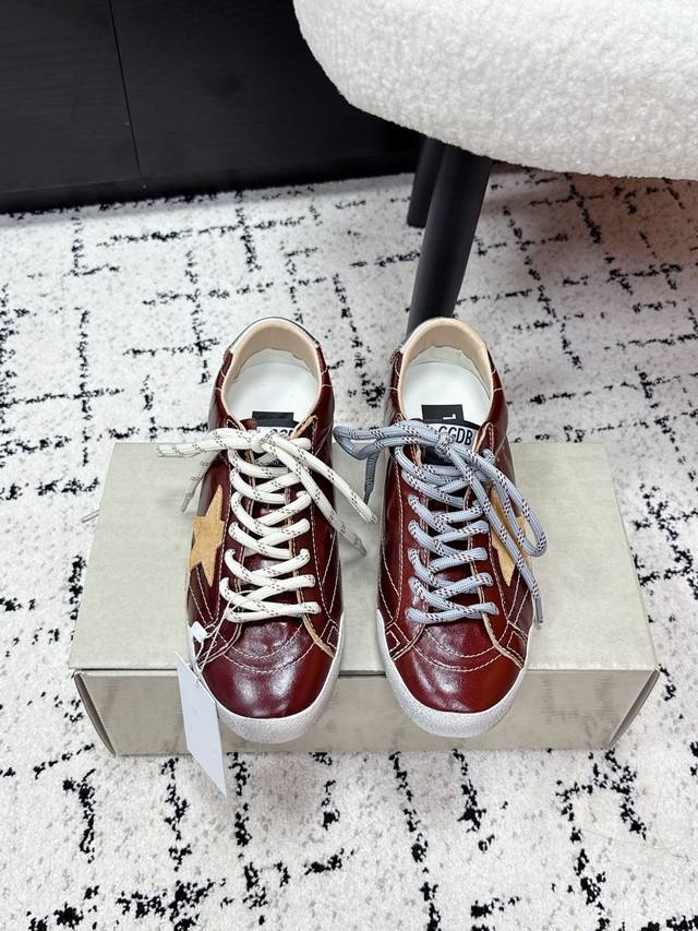 情侣款款 代购级 DDD ｜Golden Goose Deluxe Brand 抽绳系带 粽绒星银尾 小脏鞋 DDD Ggdb经典情侣款小脏鞋~~火红程度上怼小