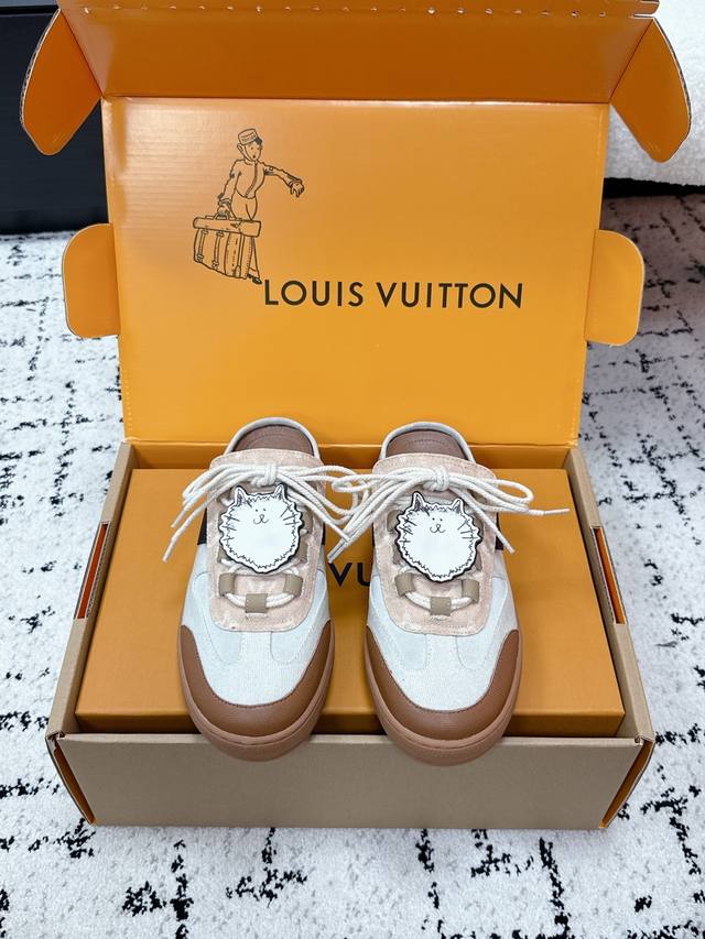 顶级版本 DDD Louis Vuitton X Grace Coddington 26 联名款猫猫Catogram系列 Lous包头拖鞋 DDD Lv与Gra