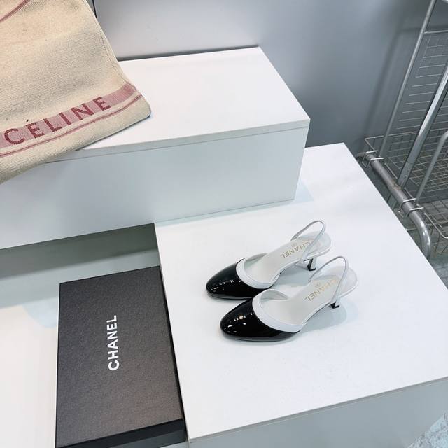 高品质出厂 ！顶级品质香奈儿Chanel小26春夏小香新品拼色圆头芭蕾舞后空高跟凉鞋！ DDD 原版购入开发！版型、颜色质感原版一致！ DDD 经典之作 DDD