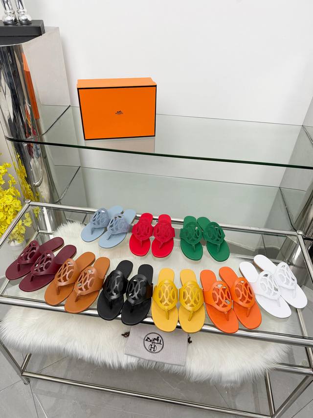 2026新款Hermes爱马仕 原版购入开发 日常居家 旅游度假都 春夏必备神器 。高端品质 面料：牛皮；里料：羊皮；真皮大底 DDD 码数:35-41 42可