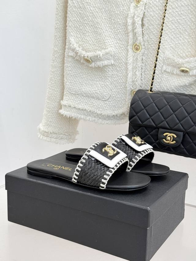 厂价 DDD Chane*｜小香经典编织双C翻盖拖鞋 DDD 以手工编织美学诠释不费力的高级感。 DDD 精选新疆长绒棉绳纯手工交织鞋面 DDD 标志性翻盖设计