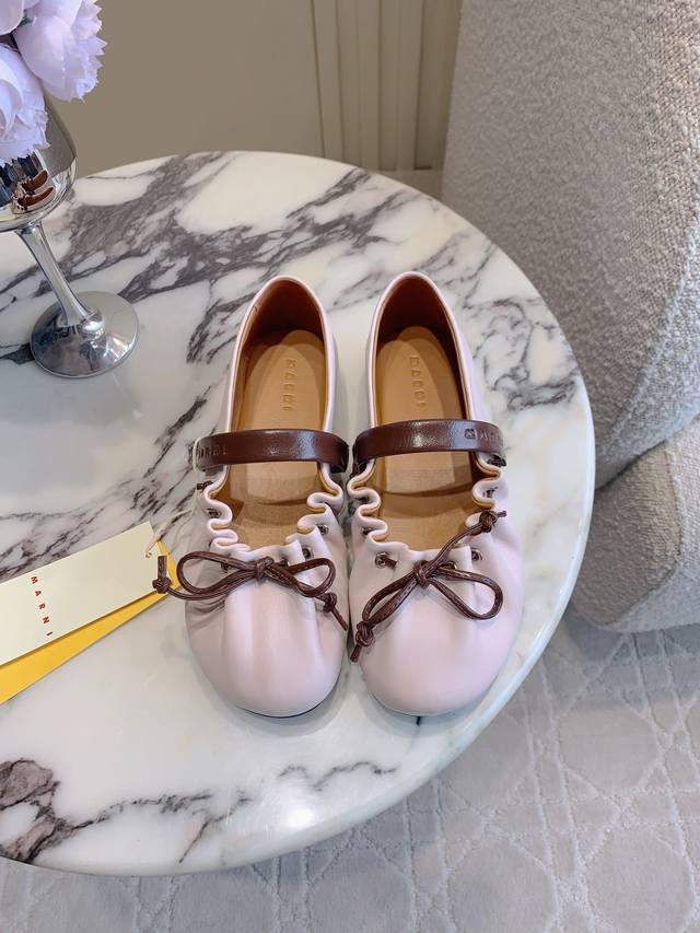 出厂价P 不要袜子少10 DDD Marn*新款打褶蝴蝶结芭蕾鞋玛丽珍鞋 软皮褶皱 松弛又精致 鞋底超软 春日甜美必备 蝴蝶结细节很加分 日常穿搭超有氛围感 D