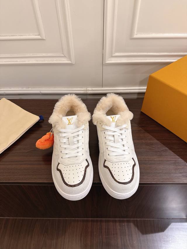 毛里 情侣款 DDD Louis Vuitton 路易威登Time Out休闲板鞋秋冬毛里小白鞋 DDD 本款Time Out运动鞋拼接牛皮革与 Monogra