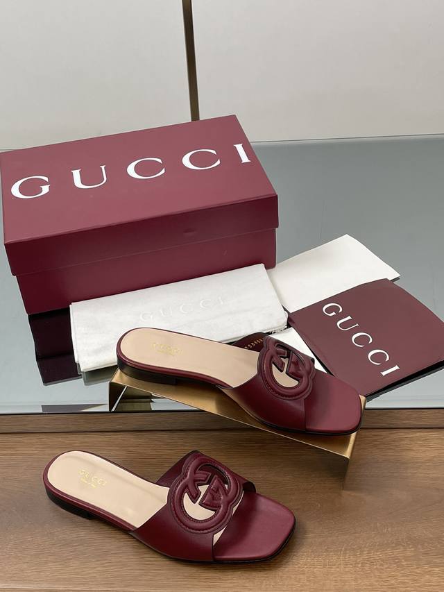 2025焕新 夏季新款现货上新啦 Gucci 高品质拖鞋 双G镂空 糖果色Gg精品拖鞋 专柜原版开模精心制作，匠心铸造经典 DDD 跟高：1.0 Cm DDD