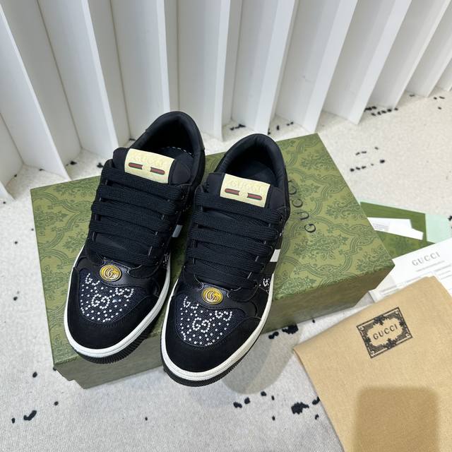 女款35 40 34.41订做不退换 DDD 男款39 44 38.45订做不退换 DDD Gucci古奇小脏鞋新色 DDD 全网打卡最火小脏鞋，M多名星网红达