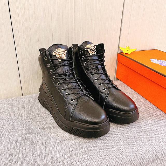 工厂P批 范恩哲 男鞋高端品牌 官网1：1最新力作：鞋面采用意大利进口头层牛皮搭配舒适透气内里原版防滑耐磨大底制作，让行走更加便捷舒适！独家新款，惊世之作，与官