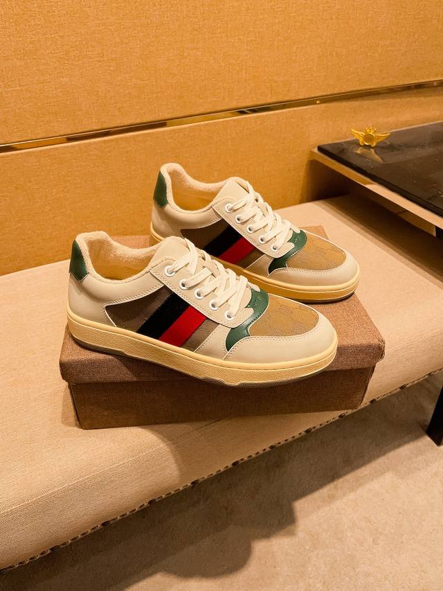 工厂P批 古奇 男鞋高端品牌 官网1：1最新力作：鞋面采用意大利进口头层牛皮搭配舒适透气内里原版防滑耐磨大底制作，让行走更加便捷舒适！独家新款，惊世之作，与官方