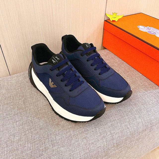 工厂P批 阿玛尼 男鞋高端品牌 官网1：1最新力作：鞋面采用意大利进口头层牛皮搭配舒适透气内里原版防滑耐磨大底制作，让行走更加便捷舒适！独家新款，惊世之作，与官