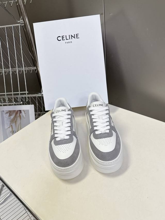 Celine思琳春夏最新款厚底小白鞋 休闲鞋 超多明星网红种草 Lisa同款轻奢风格的小白鞋 简单舒服，干净利落，增高显腿细，无论是单穿还是搭配阔腿裤，高街又复