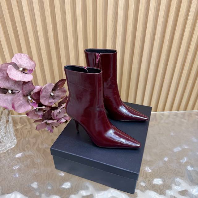 顶级版本Saint Laurent Fw25 New Arrival～ DDD Ysl圣罗兰2025秋冬新款侧拉链高跟及踝靴尖头细跟短靴 DDD DDD 及踝靴