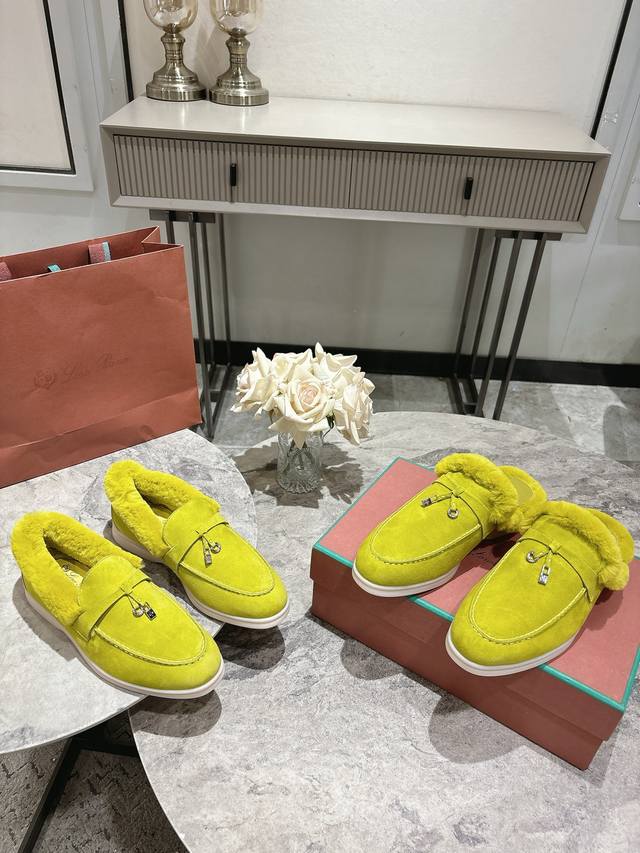 半拖 ， DDD 单鞋 ， DDD Loro Pian*经典爆款Lp顶级版本 英伦流苏平底毛毛乐福鞋 兔毛升级版 DDD 原来这就是传说走两万步都不会累脚的乐福