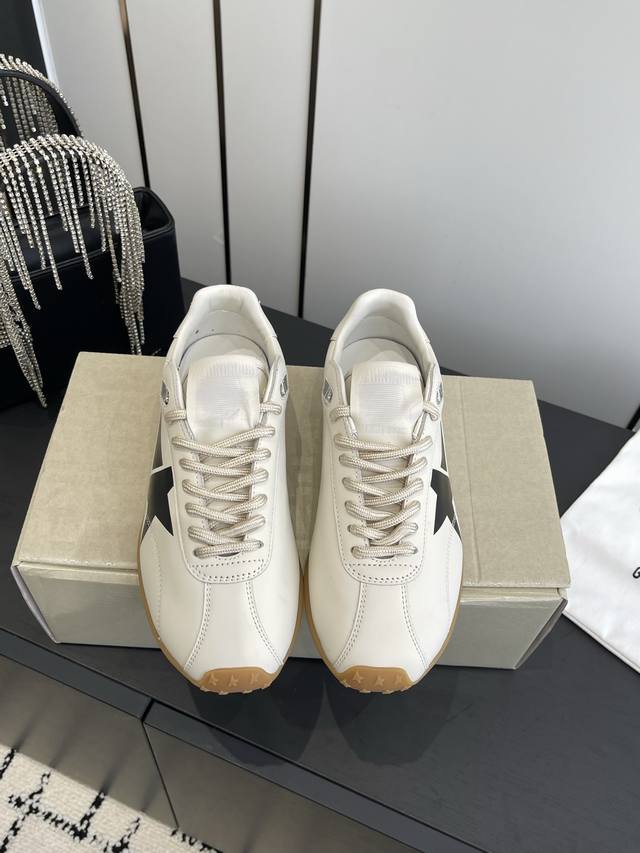 顶级版本 DDD 马拉松系列运动鞋 德训鞋 DDD 鞋面进口牛皮材料 DDD 内里垫牛皮 舒适透气 DDD 原版橡胶防滑大底 DDD 尺码35-41 [40.4