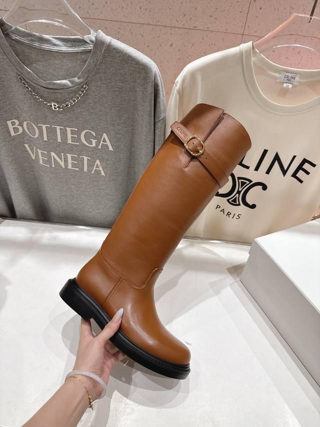 赛琳 秋冬新款16寸帅气英伦风中筒靴长靴骑士靴 DDD 复古简约又时尚 上脚舒适百搭！低调简约的设计，超帅气造型带点复古的味道，上脚显瘦轻便，打造多样穿法. D