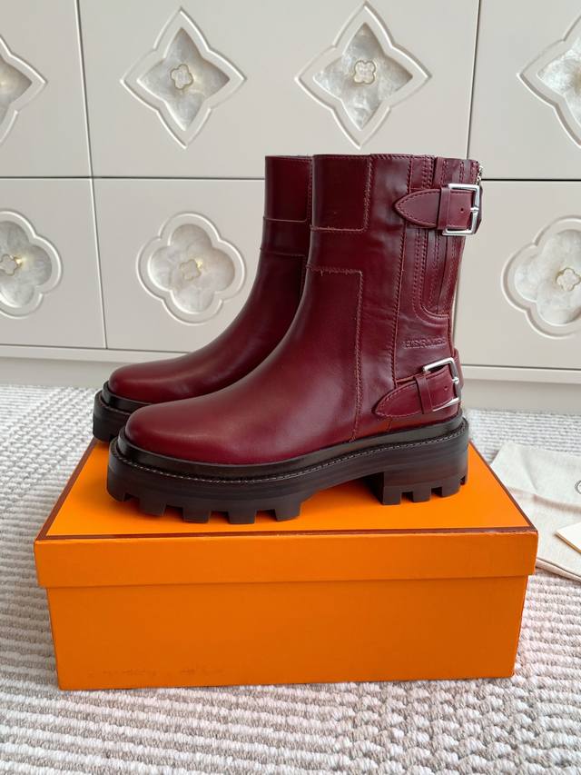 批短靴 长靴 DDD 代购级 DDD Hermes爱马仕24秋冬走秀款皮带扣马丁靴 机车风骑士靴 DDD H家增高神靴 厚底不失质感 DDD 鞋面：原版进口小牛