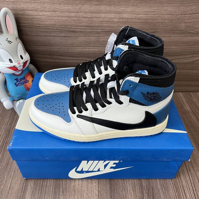 顶级版本Travis Scott Xfragmentxairjordan1High Og Sp Militaryblue 闪电倒钩三方联名复古高帮篮球鞋男女同款