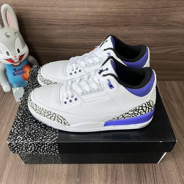 顶级版本Jordan Air Jordan 3 Retro Dark Iris 耐磨中帮复古篮球鞋男款白紫。 DDD 码数：36-47 含半码 DDD 编码: