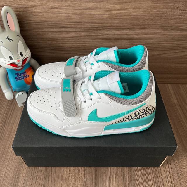 顶级版本Jordan Legacy 312 Cny Year Of The Rabbit 减震耐磨防滑低帮复古篮球鞋白绿色。 DDD 码数：36-47 含半码