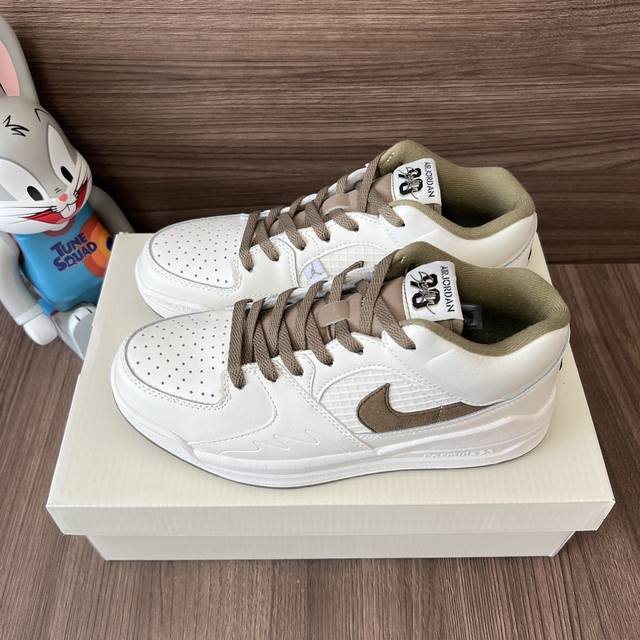 顶级版本Jordan Stadium 90减震防滑低帮运动休闲鞋男女同款白棕色。 DDD 码数：36-45 含半码 DDD 编码: Fb2269-102 DDD