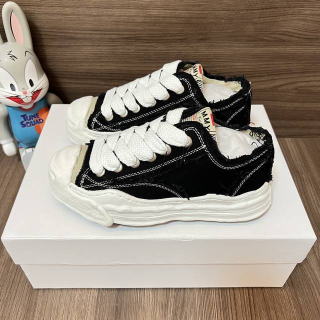 顶级Mihara Yasuhiro 三原康裕 Original Sole 帆布溶胶鞋 时尚板鞋 男女同款 黑色！ DDD 码数35-45码！ DDD