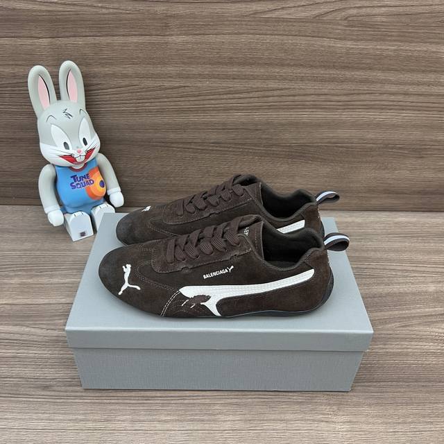 顶级版本Balenciaga巴黎世家Puma Speedcat运动鞋咖色. DDD Demna设计的全新冬季25系列Balenciaga与Puma的联名合作款