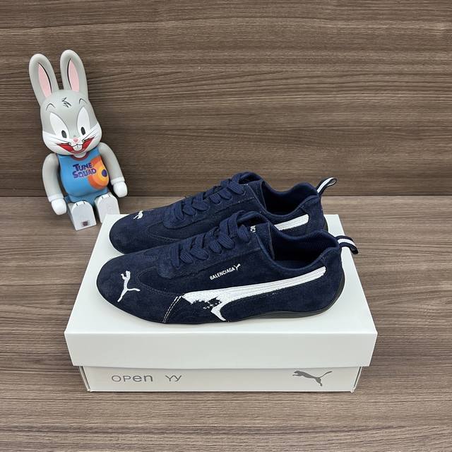 顶级版本Balenciaga巴黎世家Puma Speedcat运动鞋深蓝色. DDD Demna设计的全新冬季25系列Balenciaga与Puma的联名合作款