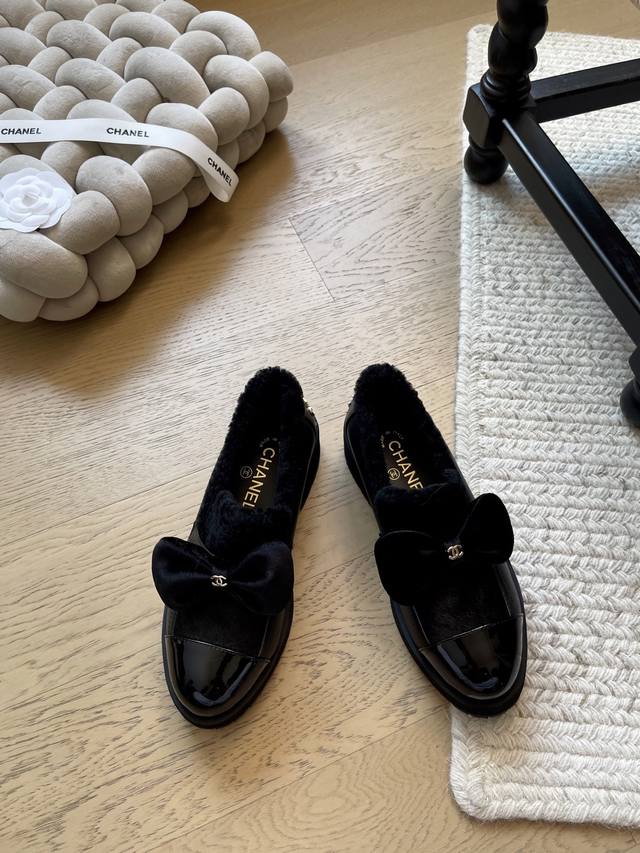 Chanel 25K蝴蝶结厚底单鞋 DDD 顶级版本！抢先发售 DDD 鞋面真羊毛！内里羊皮 原版大底 DDD 码数：34-41 34 40 41定制不退不换