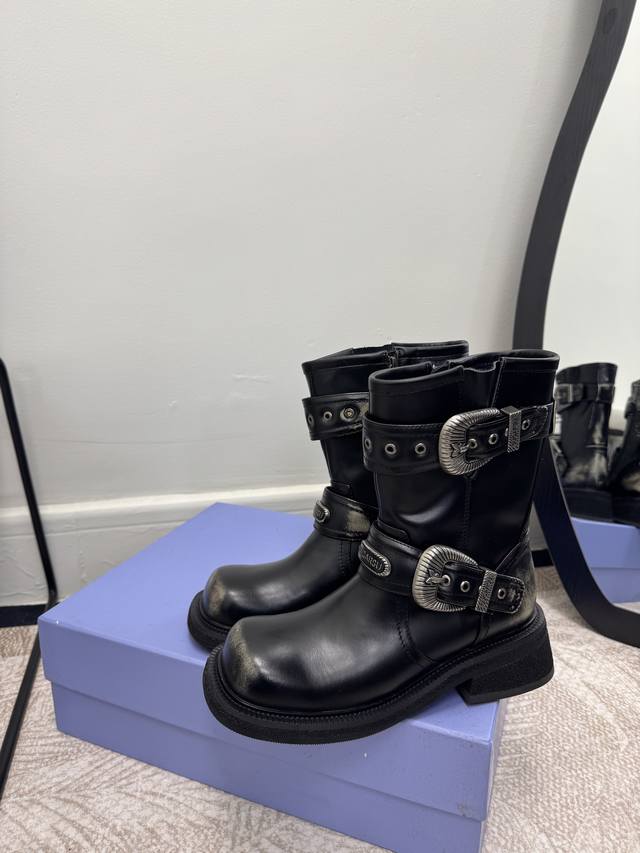 Size:5-40 DDD Sugarsu.Aw弥野系列，潮流时尚精品靴 上脚太酷啦，一眼惊艳的复古骑士靴， DDD 鞋面：定制擦色牛皮，气质复古 DDD 内里