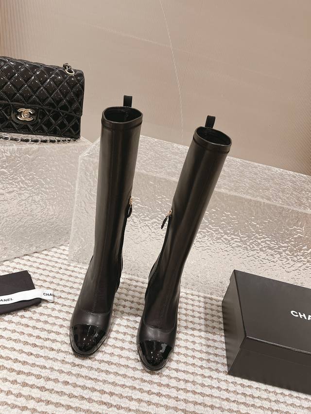 长靴 短靴P480 DDD * 23大爆款！ DDD 专柜 正品级 版本！！ DDD 双C链条粗跟拼色弹力短靴 长靴系列可甜可盐 时尚圈的绝绝子 搭配将演绎着细