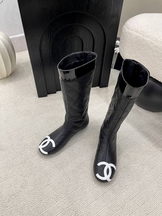 代购级 实拍码数：35-39 定做34.40.41.42 DDD 顶级版本 区市场通货 现货发售 DDD 全网专柜爆爆爆断码王，温柔小可爱会情不自禁爱上的 DD