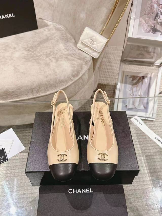 玛丽珍原板开发 DDD 鞋面；进口小牛皮 DDD 内里；丝绸羊皮 DDD 垫脚；丝绸羊皮 DDD 大底；意大利真皮 DDD 跟高；3.5Cm DDD 码数；35