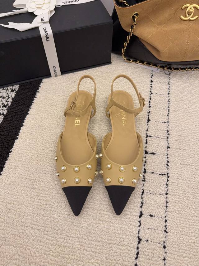 代购级 ：35-39、 34 40 41 42 需要定做跟客服 沟通 DDD * 2025B尖头凉鞋 DDD 大厂顶级高端品质 DDD